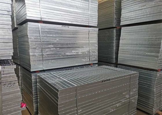 6 মিমি পুরু ভারী দায়িত্ব ড্রাইভওয়ে নিকাশী 25x3 মিমি সেরেটেড প্রকার